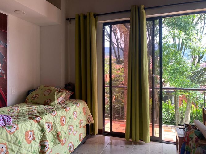 Casa de 4 alcobas en venta en Escobero, Envigado, 275 m² · foto 17 de 20
