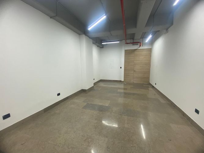 Oficina en arriendo en Loma Del Chocho, Envigado, 65 m² · foto 9 de 13