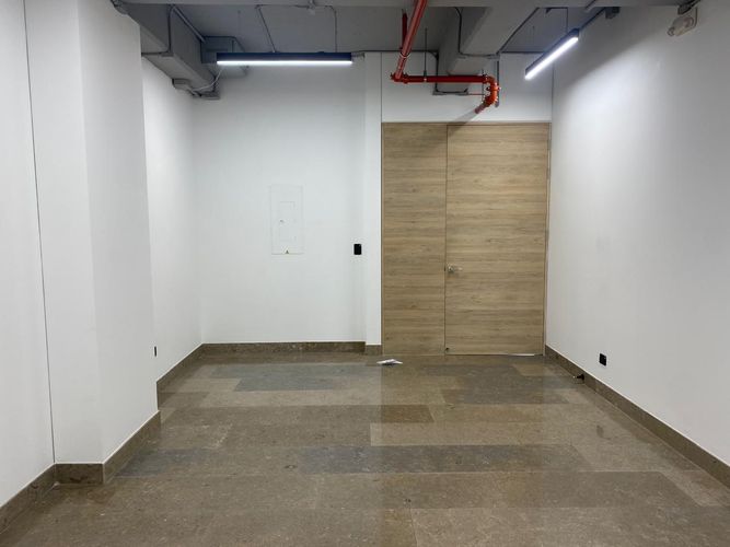 Oficina en arriendo en Loma Del Chocho, Envigado, 65 m² · foto 10 de 13