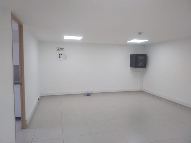 Oficina en arriendo en Naranjal, Medellín, 75 m² · foto 10 de 16