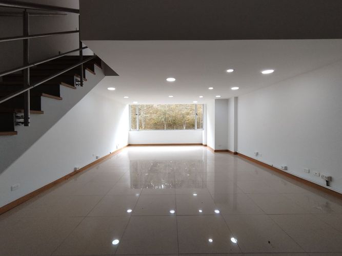 Oficina en arriendo en Loma Del Chocho, Envigado, 68 m² · foto 9 de 11