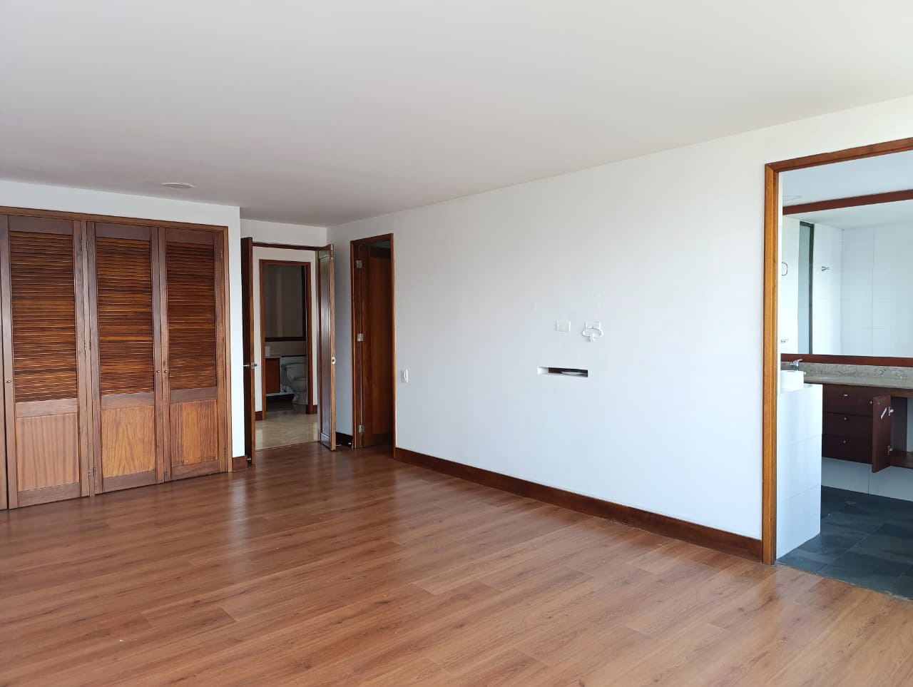 Apartamento en arriendo en El Poblado, Medellín · foto 8 de 19