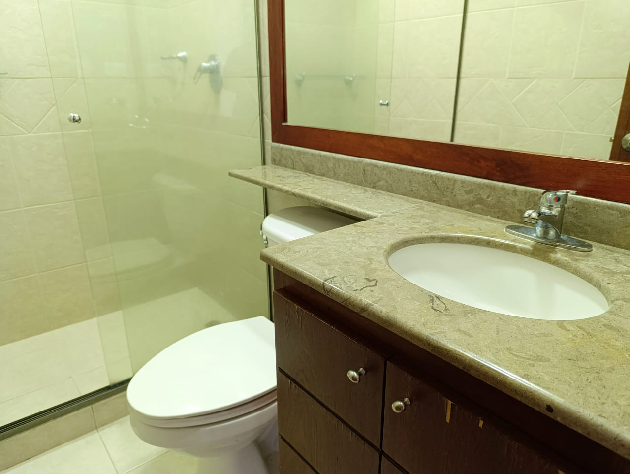 Apartamento en arriendo en El Poblado, Medellín · foto 17 de 19