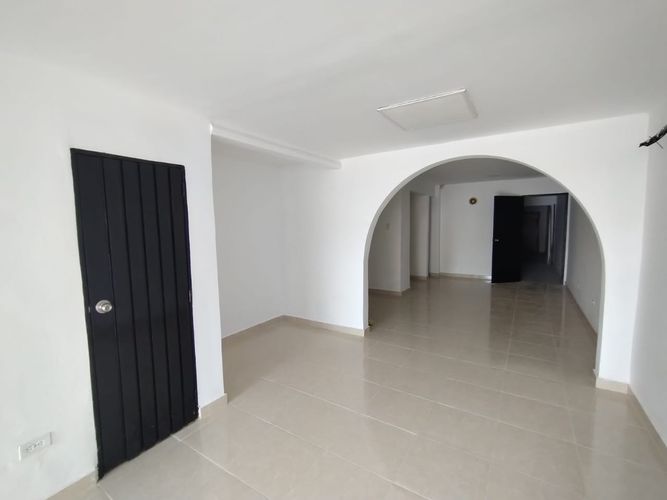 Local en arriendo en Granadillo, Barranquilla, 120 m² · foto 2 de 12