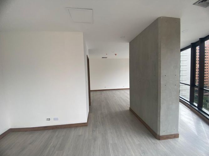 Oficina en arriendo en El Poblado, Medellín, 50 m² · foto 11 de 18