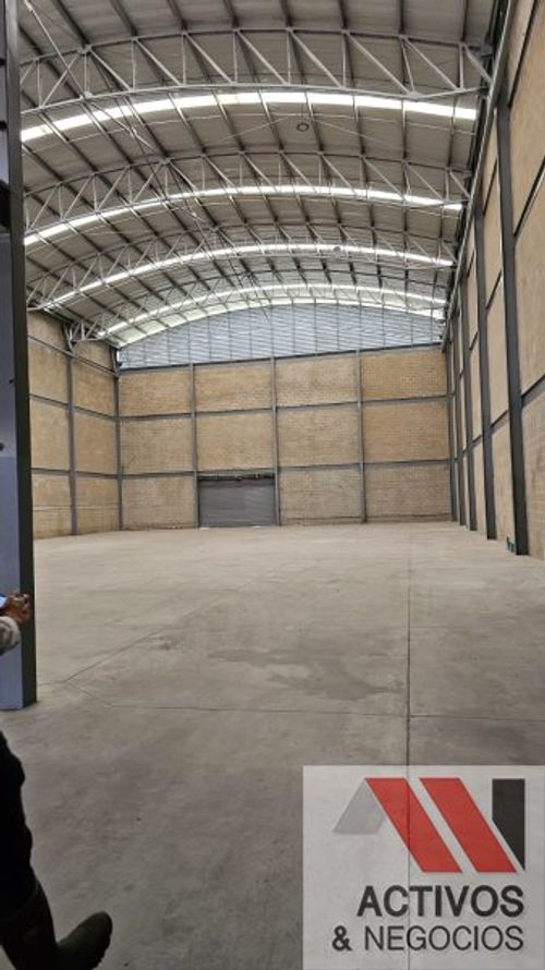 Bodega en arriendo en Guarne, 1631 m² · foto 9 de 13