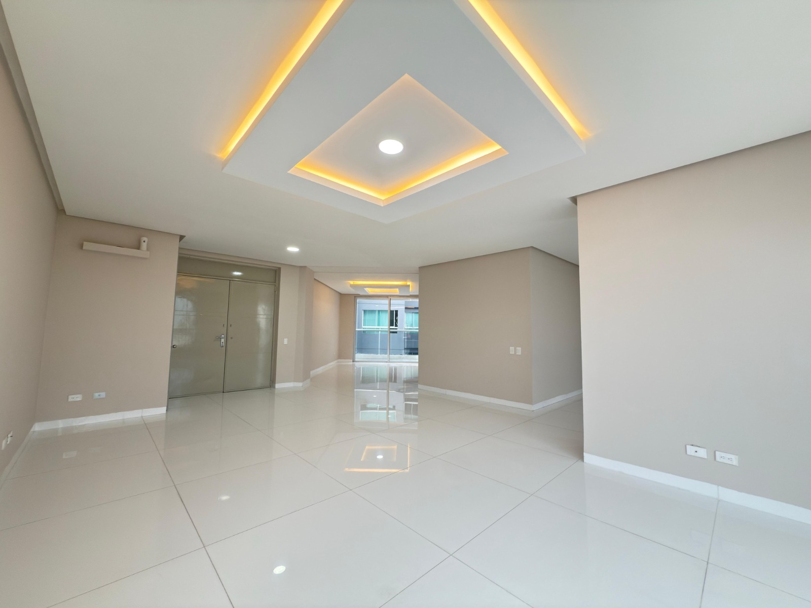 Apartamento en arriendo en El Castillo, Barranquilla · foto 2 de 15