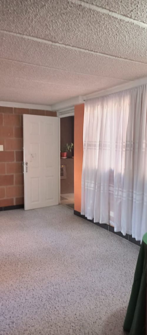 Apartamento en venta en San Jorge Sur, Bogotá · foto 2 de 9