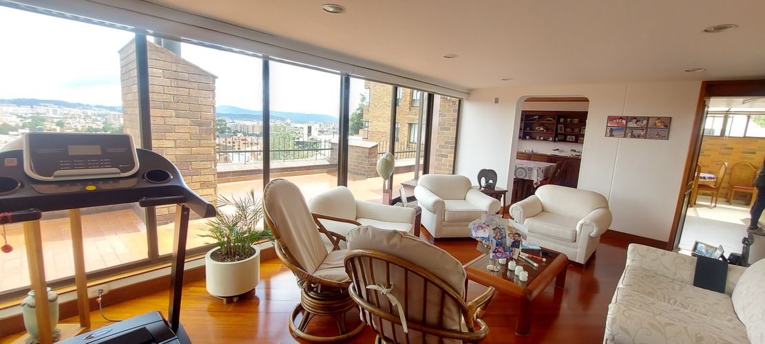 Apartamento en venta en Bosque De Pinos, Bogotá · foto 2 de 24