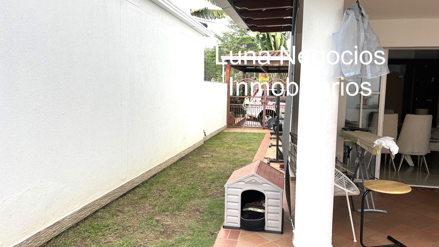 Casa de 3 alcobas en venta en Lagos Del Cacique, Bucaramanga, 230 m² · foto 5 de 8