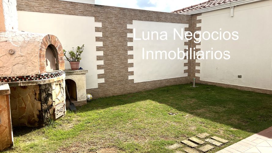 Casa de 3 alcobas en venta en Lagos Del Cacique, Bucaramanga, 230 m² · foto 8 de 8