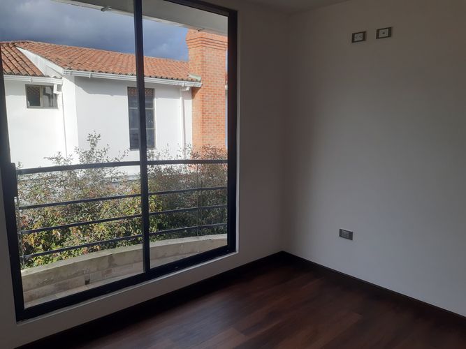 Casa de 4 alcobas en venta en Sietetrojes, Funza, 250 m² · foto 8 de 10