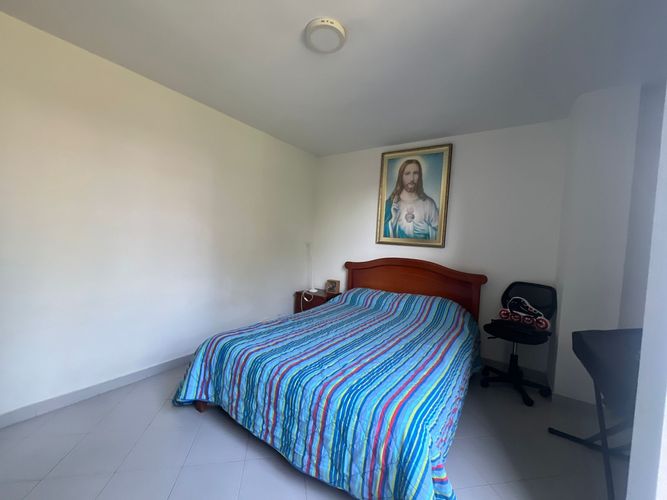 Apartamento de 3 alcobas en venta en El Diamante No. 2, Medellín, 86 m² · foto 10 de 14