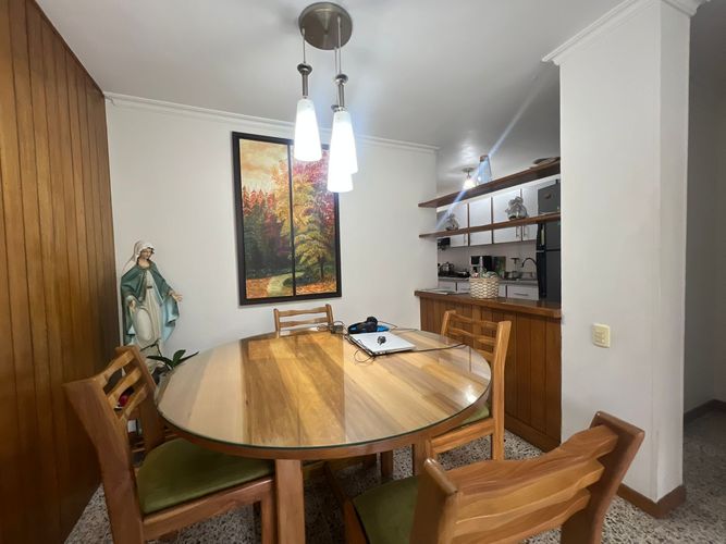Apartamento de 3 alcobas en venta en El Diamante No. 2, Medellín, 86 m² · foto 4 de 14