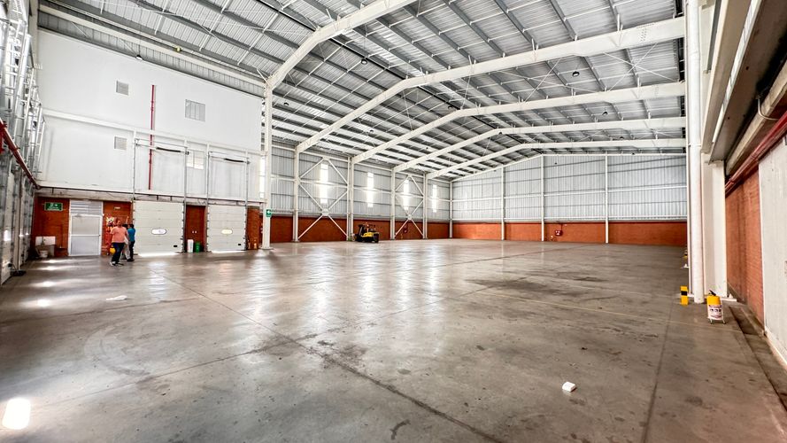 Bodega en arriendo en Zona Industrial, Yumbo, 2000 m² · foto 4 de 14