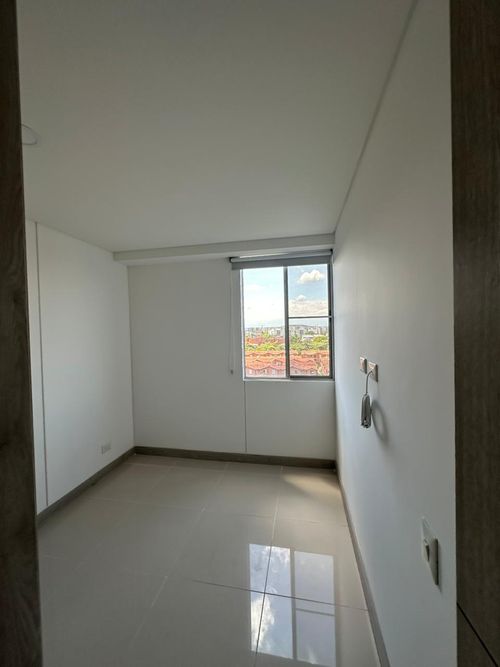 Apartamento de 3 alcobas en venta en Valle Del Lili, Cali, 91 m² · foto 5 de 17