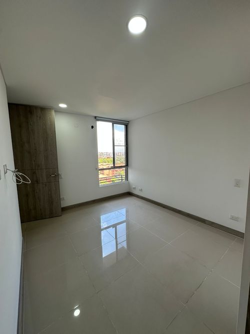 Apartamento de 3 alcobas en venta en Valle Del Lili, Cali, 91 m² · foto 9 de 17