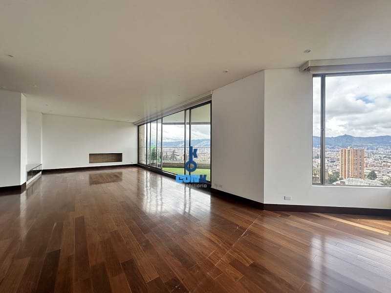 Apartamento en venta en Vereda Suba Naranjos, Bogotá · foto 3 de 24