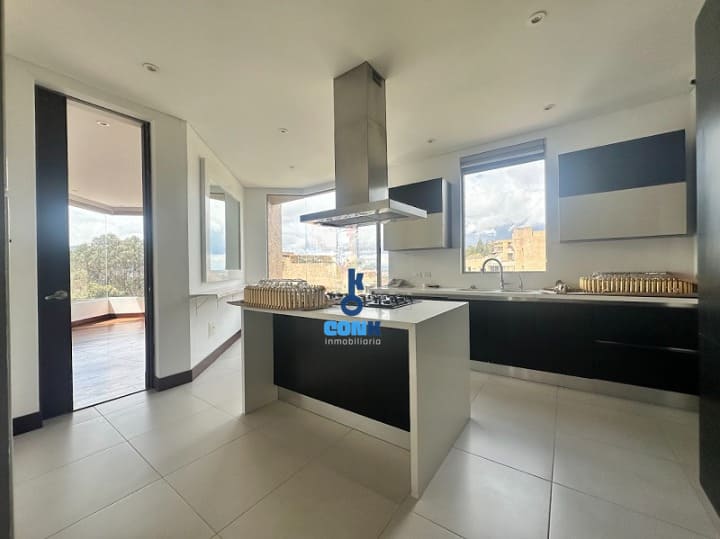 Apartamento en venta en Vereda Suba Naranjos, Bogotá · foto 9 de 24