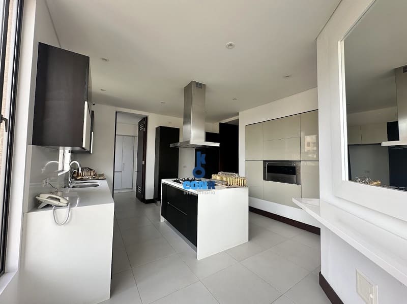 Apartamento en venta en Vereda Suba Naranjos, Bogotá · foto 10 de 24