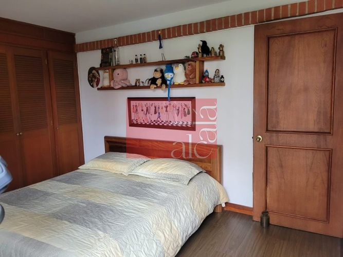 Apartamento de 3 alcobas en venta en Los Balsos, Medellín, 185 m² · foto 3 de 16