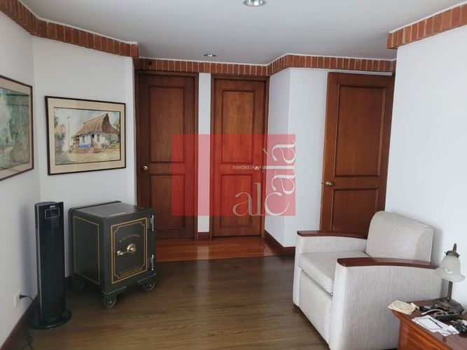 Apartamento de 3 alcobas en venta en Los Balsos, Medellín, 185 m² · foto 6 de 16
