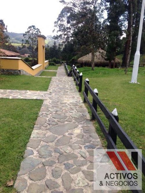 Lote en venta en Las Palmas, Envigado, 8612 m² · foto 13 de 18