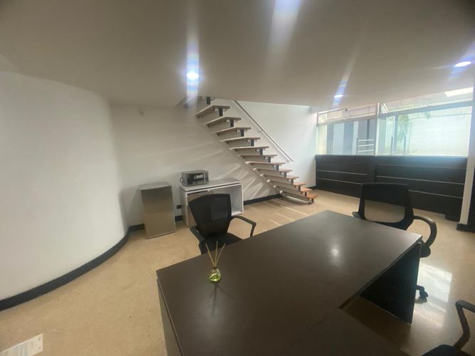 Oficina en venta en El Poblado, Medellín, 51 m² · foto 13 de 19