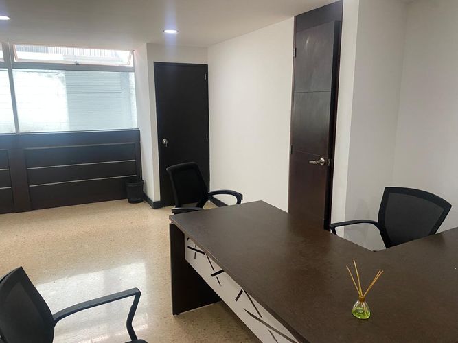 Oficina en venta en El Poblado, Medellín, 51 m² · foto 17 de 19