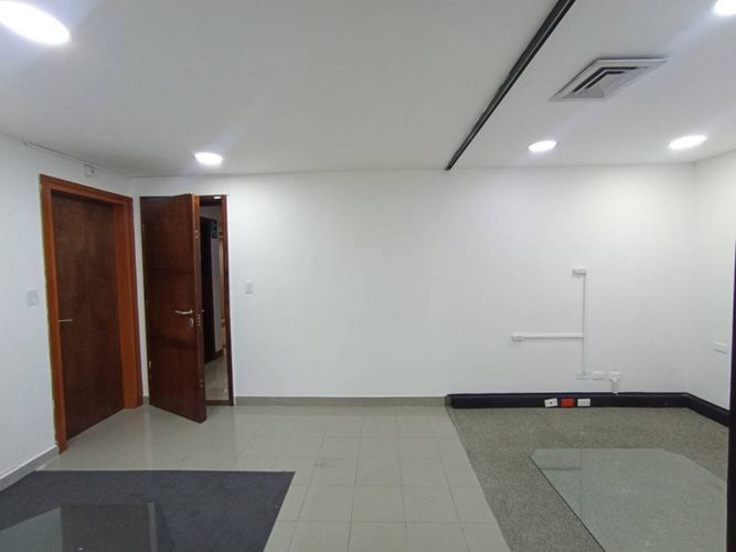 Oficina en arriendo en Manila, Medellín, 143 m² · foto 4 de 24