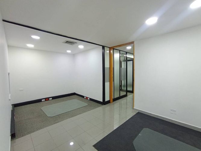 Oficina en arriendo en Manila, Medellín, 143 m² · foto 5 de 24
