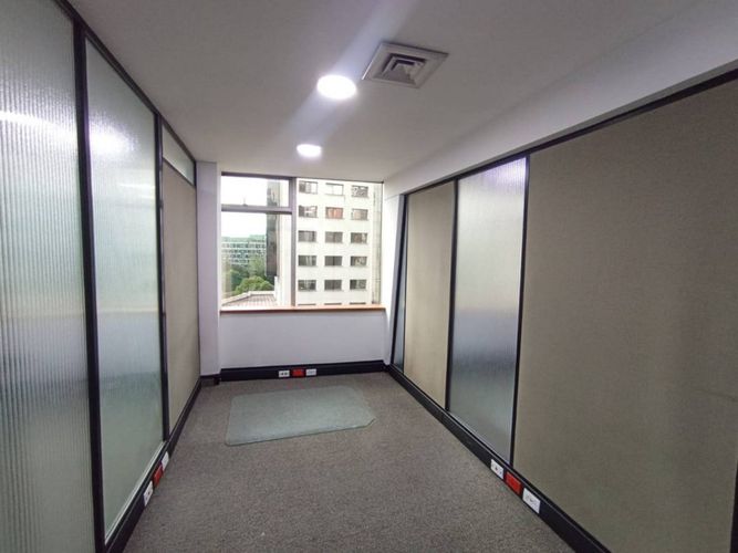 Oficina en arriendo en Manila, Medellín, 143 m² · foto 7 de 24