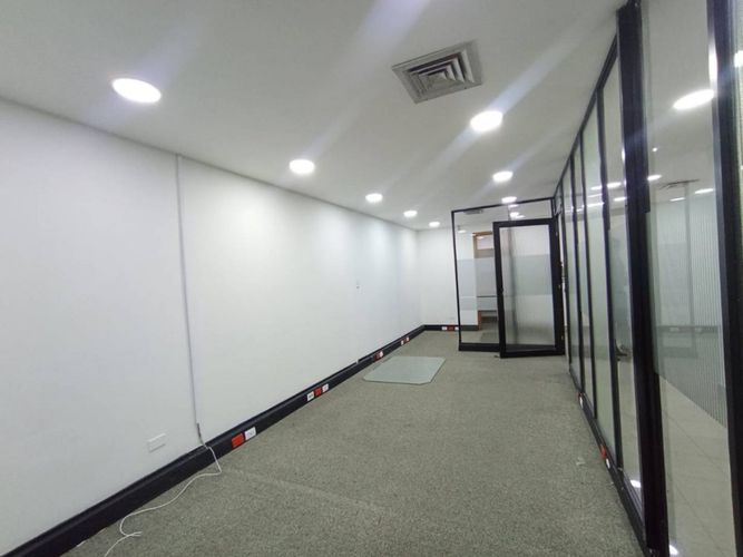Oficina en arriendo en Manila, Medellín, 143 m² · foto 11 de 24