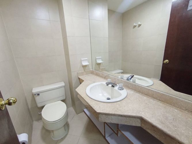 Oficina en arriendo en Manila, Medellín, 143 m² · foto 18 de 24