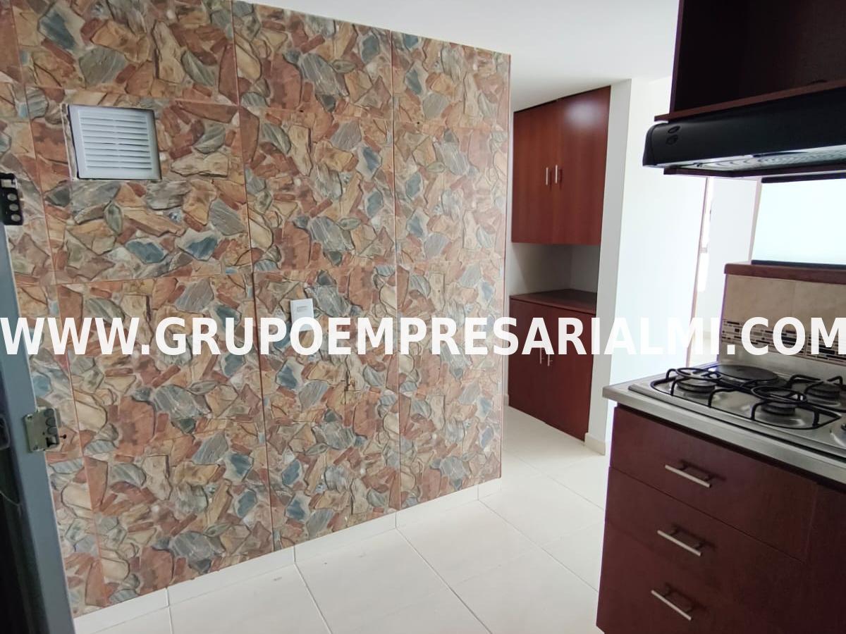 Apartamento en venta en El chagualo, Medellín 3