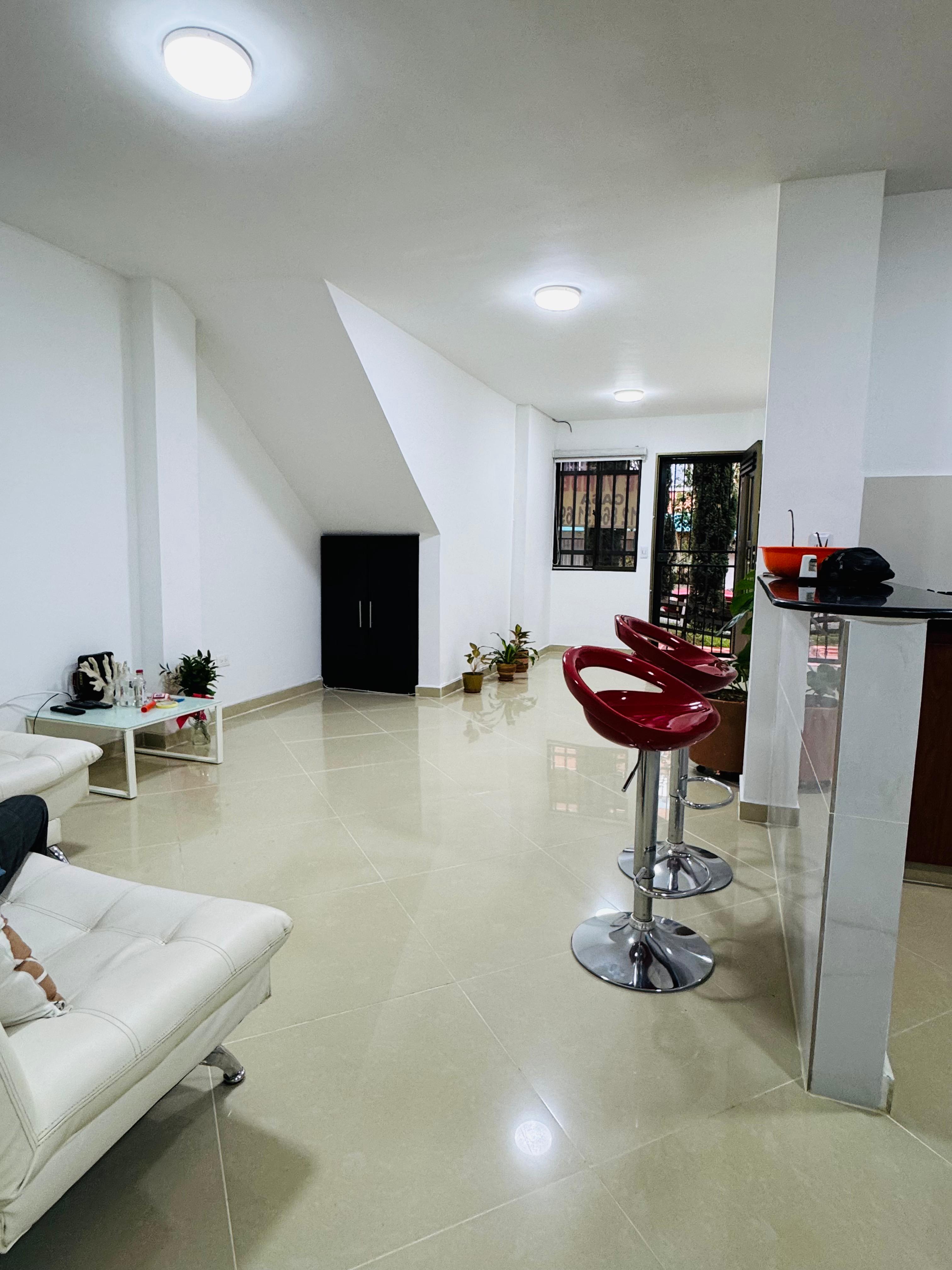 Apartamento en venta en Las Brisas, La Estrella · foto 4 de 24