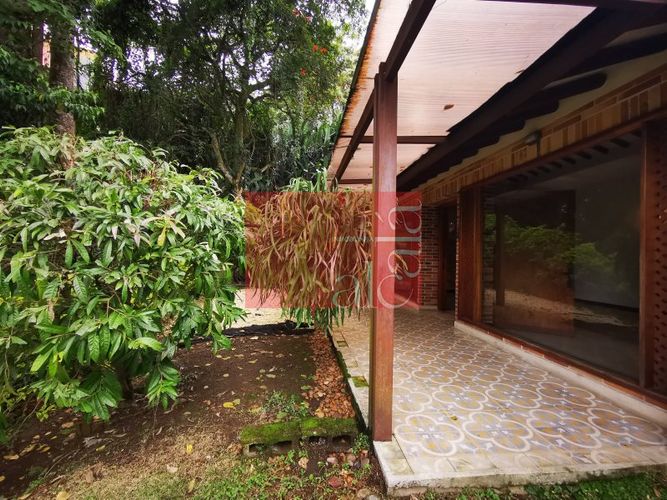 Casa de 4 alcobas en venta en Loma De Las Brujas, Envigado, 990 m² · foto 16 de 24