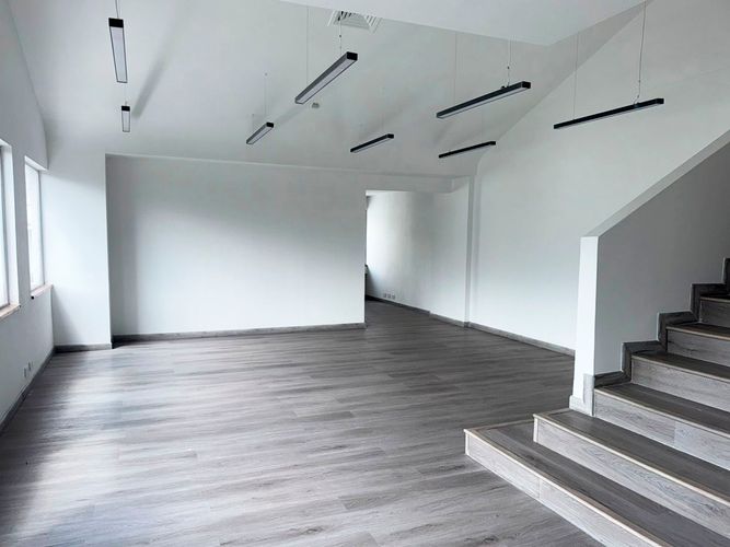 Oficina en arriendo en El Poblado, Medellín, 126 m² · foto 3 de 12