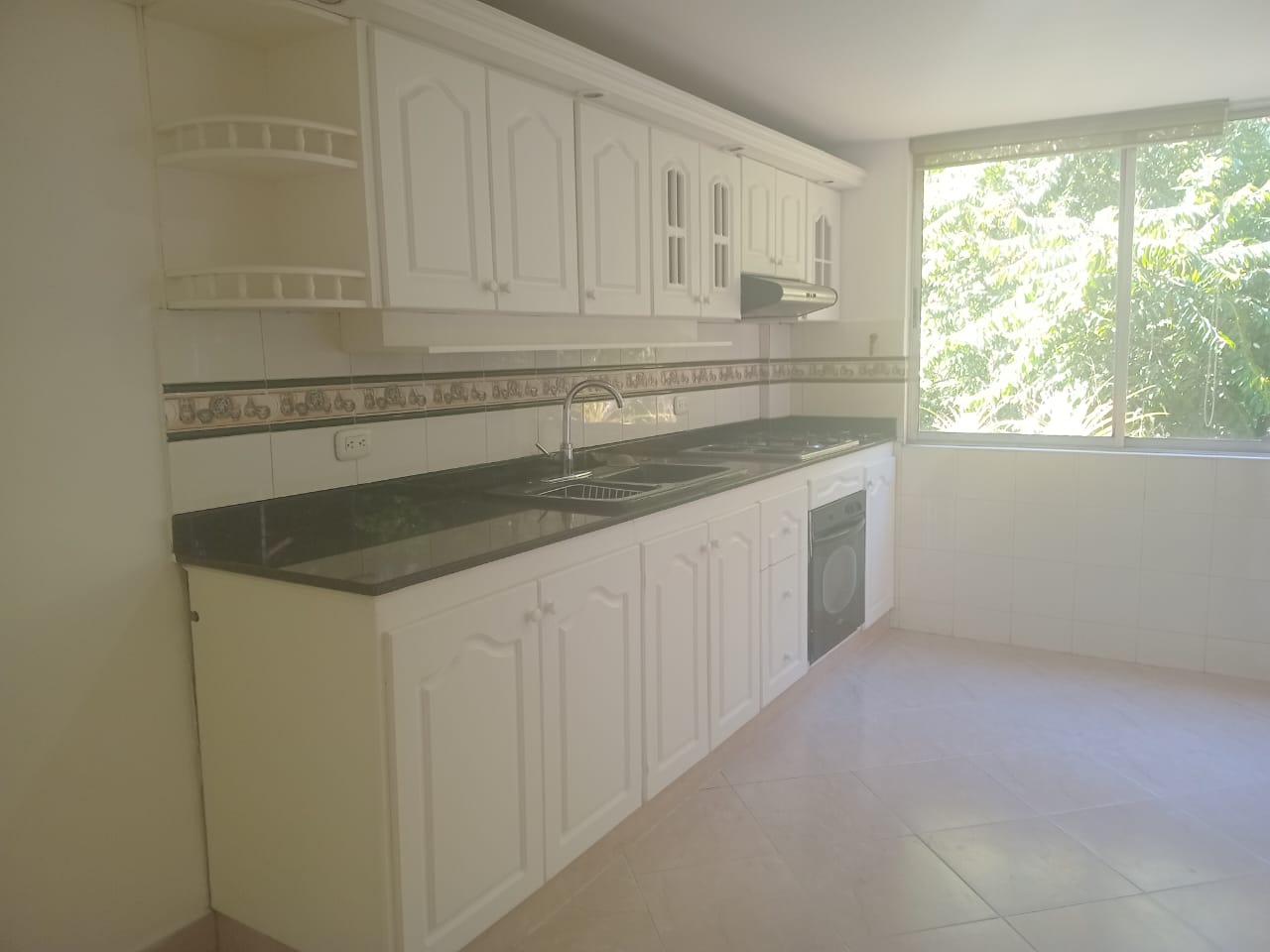 Apartamento en venta en El Poblado, Medellín · foto 6 de 18