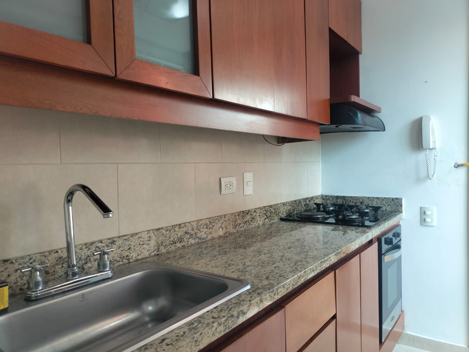 Apartamento en arriendo en El Poblado, Medellín · foto 7 de 16