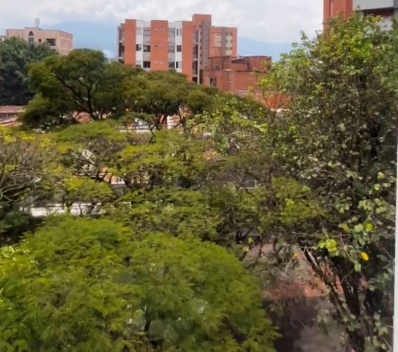 Apartamento en venta en Laureles, Medellín · foto 15 de 19