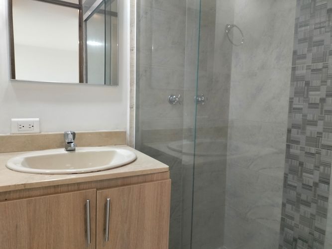 Apartamento de 3 alcobas en arriendo en El Poblado, Medellín, 70 m² · foto 3 de 18
