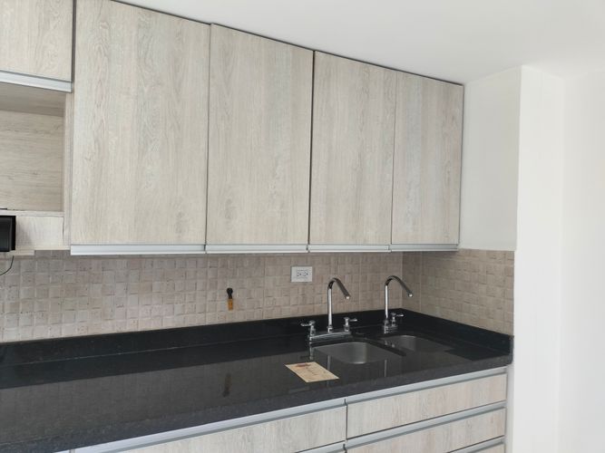 Apartamento de 3 alcobas en arriendo en El Poblado, Medellín, 70 m² · foto 10 de 18