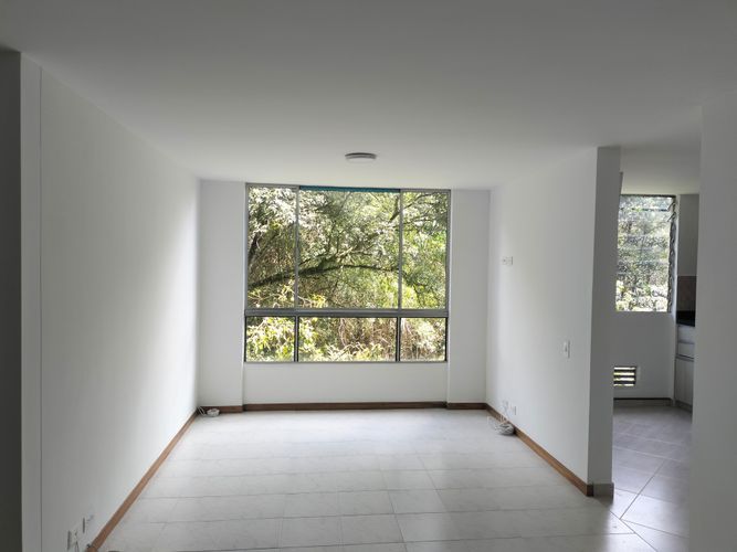 Apartamento de 3 alcobas en arriendo en El Poblado, Medellín, 70 m² · foto 13 de 18