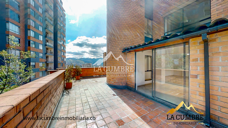 Apartamento de 3 alcobas en arriendo en Los Balsos, Medellín, 150 m² · foto 6 de 16