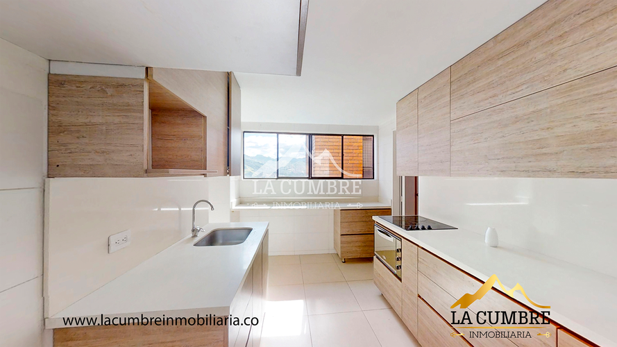 Apartamento de 3 alcobas en arriendo en Los Balsos, Medellín, 150 m² · foto 9 de 16