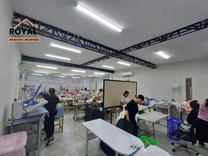 Bodega en venta en Montes, Barranquilla, 218 m² · foto 2 de 24
