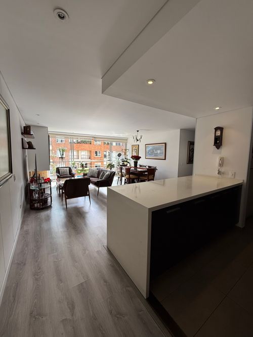 Apartamento de 3 alcobas en venta en Nueva Autopista, Bogotá, 125 m² · foto 6 de 20