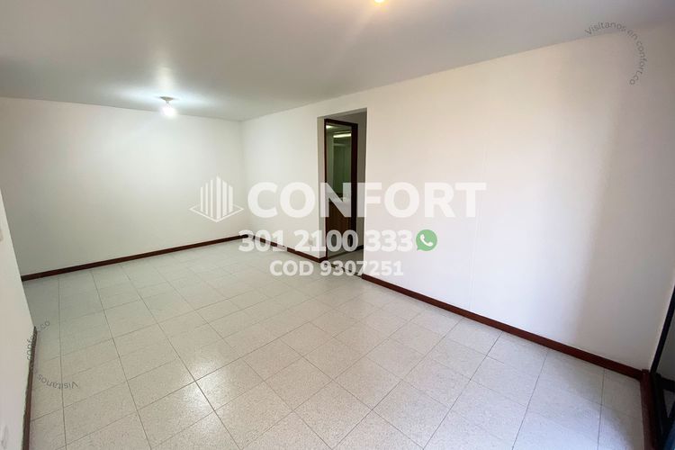 Apartamento de 3 alcobas en arriendo en San Diego, Medellín, 90 m² · foto 2 de 24
