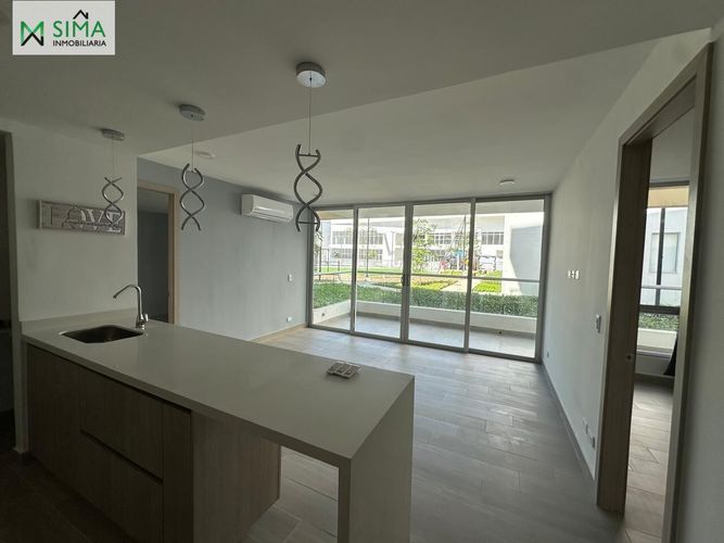 Apartamento de 2 alcobas en venta en Serena Del Mar, Cartagena, 64 m² · foto 2 de 10
